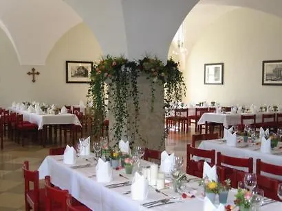 Tagungshaus Im Kloster 2*
