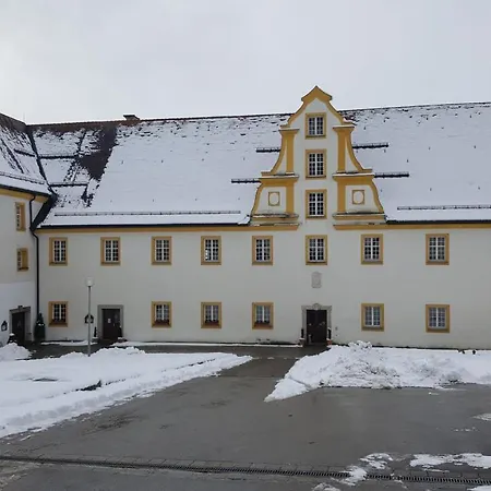 Hotel Tagungshaus Im Kloster 2*