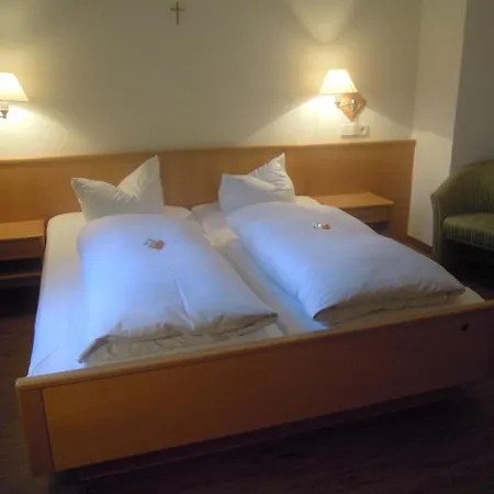 Tagungshaus Im Kloster Hotel 2*
